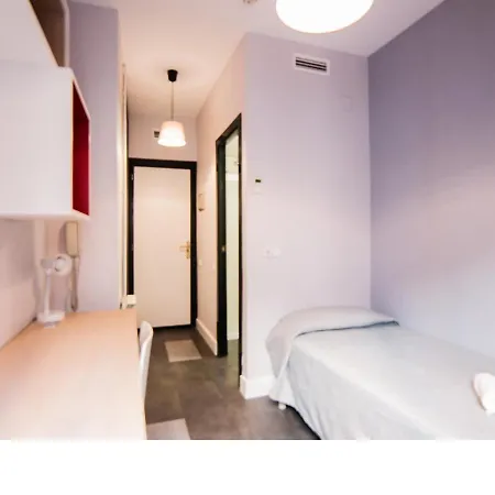 Апартаменты Residencia Universitaria Tagaste