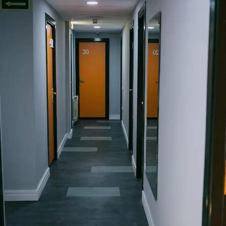 Residencia Universitaria Tagaste Барселона