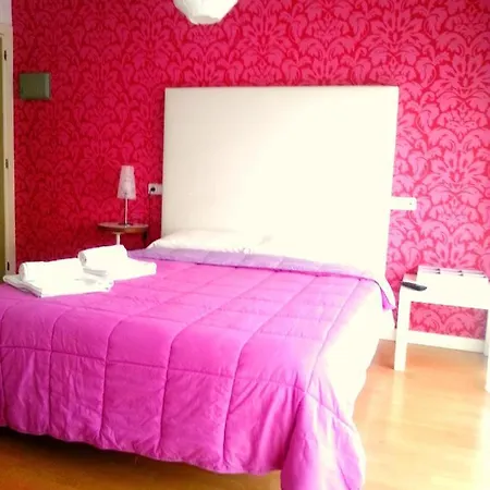 Residencia Universitaria Tagaste *