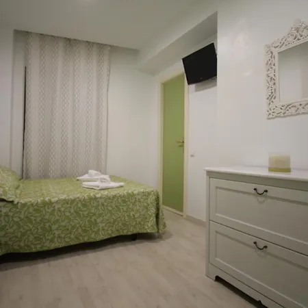 Residencia Universitaria Tagaste Appartement