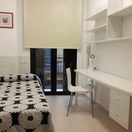 Residencia Universitaria Tagaste * Barcelone