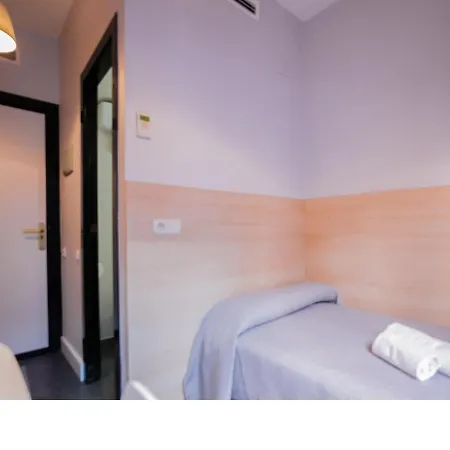 Residencia Universitaria Tagaste * Barcelone